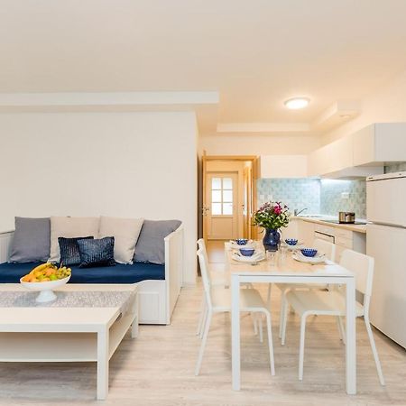 Apartmany Jedovary Trhove Sviny Luaran gambar